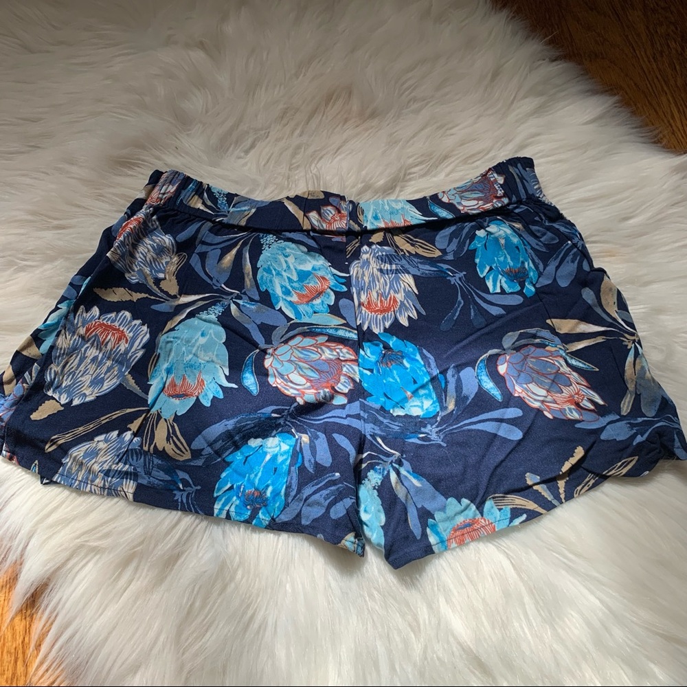 Gypsies & Moondust Blue Floral Wrap Tie Shorts - Picture 5 of 6